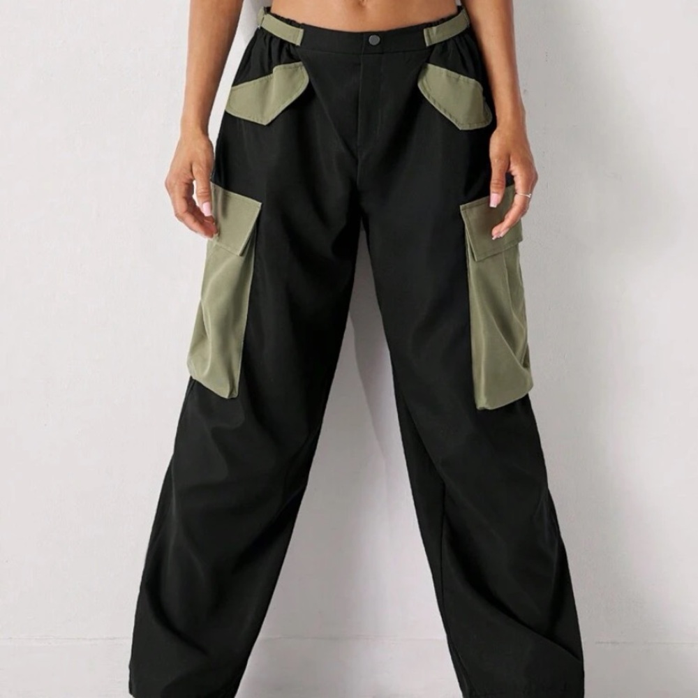 SHEIN low rise cargo pants
